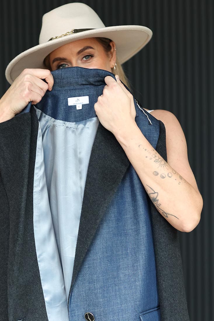 Tiesaus silueto švarkas "Mistika" - Image 4