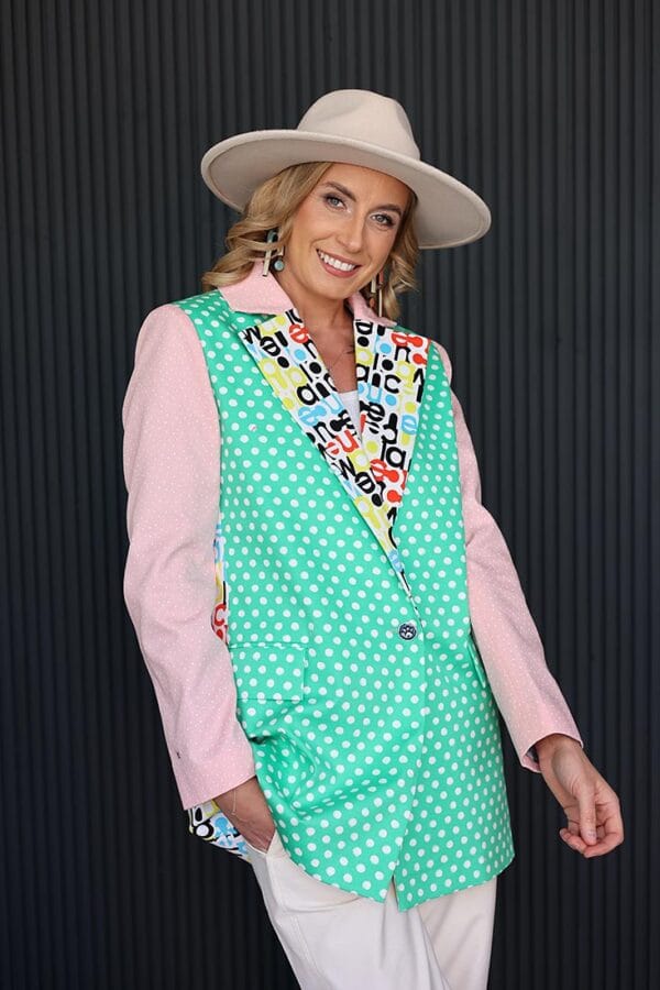 Tiesaus silueto švarkas "Dotelle"