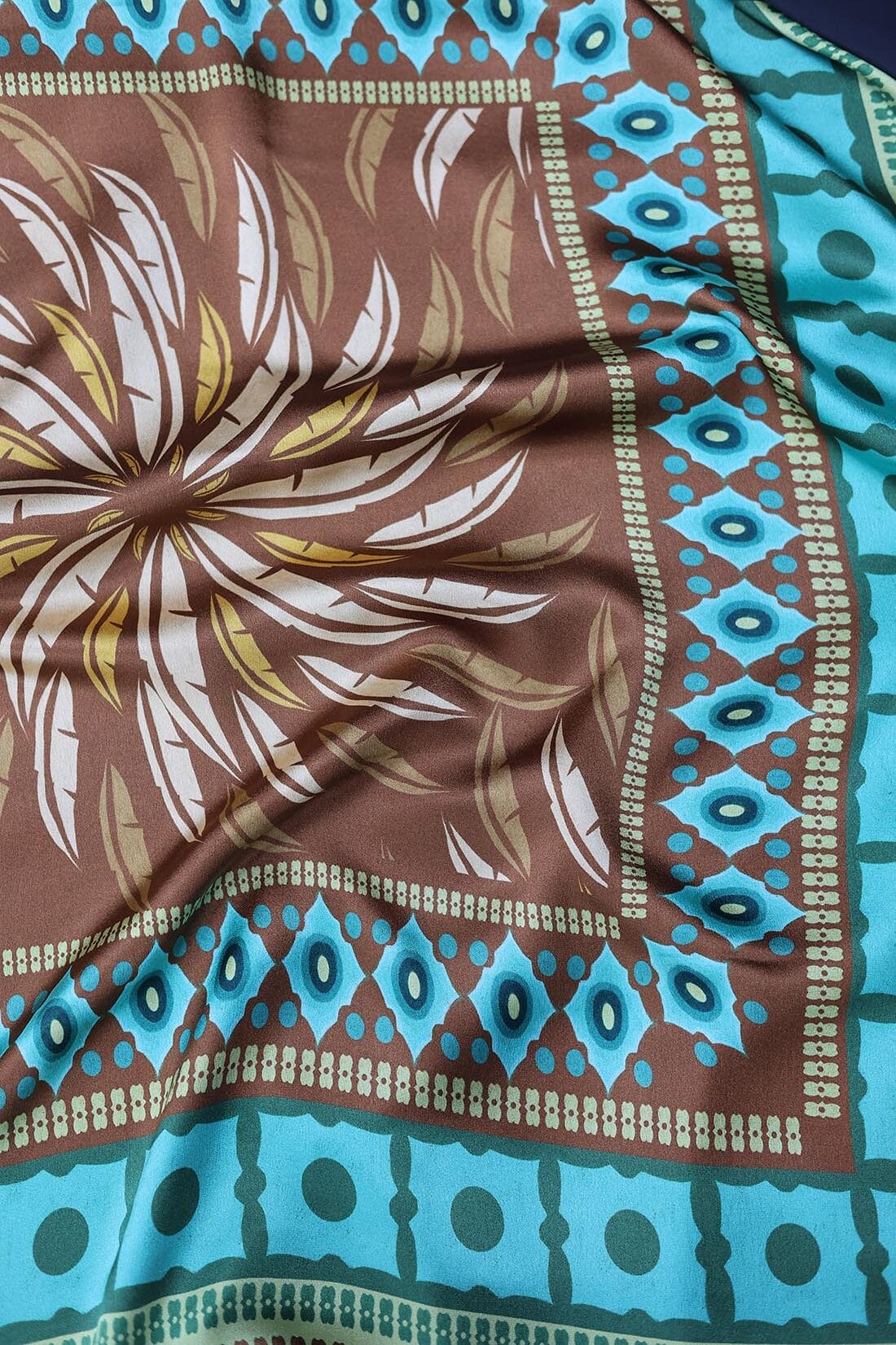 Šilkinė skara "Oriente" - Image 2